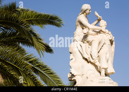 Griechenland, Attika, Athen, National Garten Skulptur Hommage an Lord Byron (gestorben in Griechenland) von Künstlern Chapu und Falguiere Stockfoto