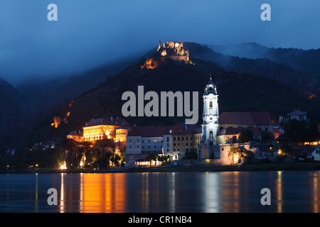 Blick vom Rossatzbach über die Donau auf Dürnstein, Wachau, Niederösterreich, Österreich Stockfoto