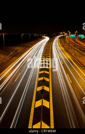 Time-Lapse Blick auf Verkehr auf der Autobahn Stockfoto