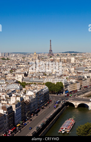 Frankreich, Paris, Gesamtansicht von Notre-Dame de Paris, Seineufer Banken UNESCO-Welterbe und Eiffel Turm der Kathedrale Stockfoto