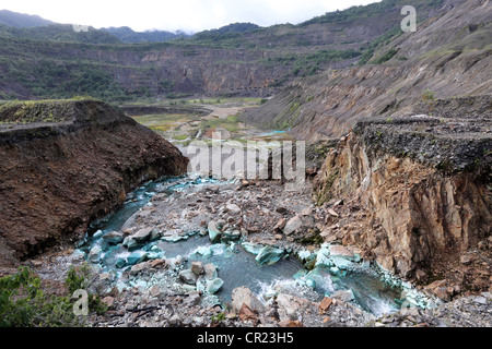 Panguna Copper Mine, wurde 1989 durch Sabotage durch die Bougainville Revolutionary Army geschlossen. Papua-Neu-Guinea Stockfoto