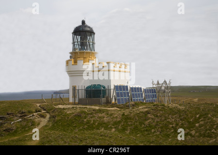 Orkney-Inseln West Mainland kann Brough of Birsay Leuchtturm von David ein Stevenson 1925 gebaut Stockfoto