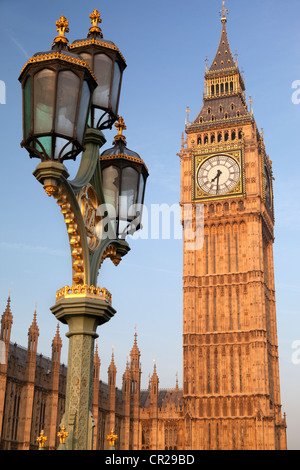 Laterne der Westminster Bridge und Big Ben 3 Stockfoto