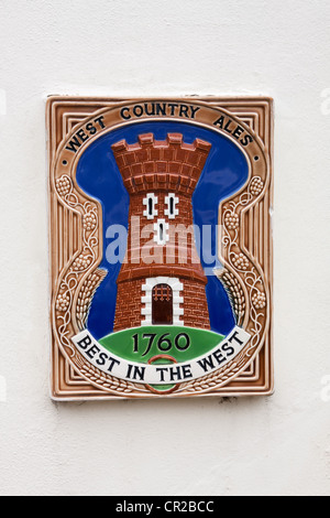 Plakette eingelassen Pub Wand Werbung West Country Ales, am besten im Westen Stockfoto