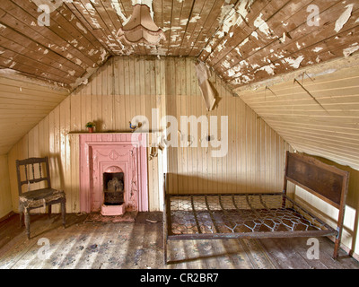 Schlafzimmer in verlassenen Croft House, Isle of Lewis, Schottland Stockfoto