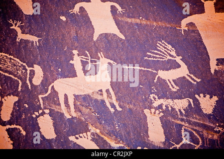 Anasazi Petroglyphen, Zeitung Rock State Historic Site, Canyonlands National Park, Utah Stockfoto