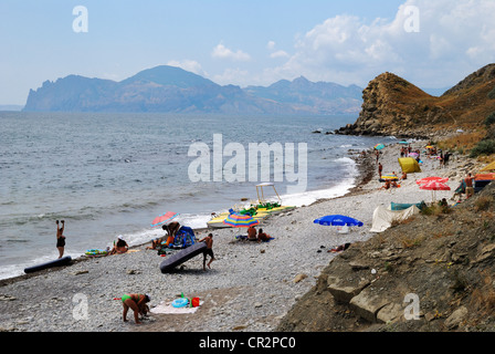 Strandszene, Ordschonikidse (Siedlung von Feodossija), Krim, Ukraine Stockfoto