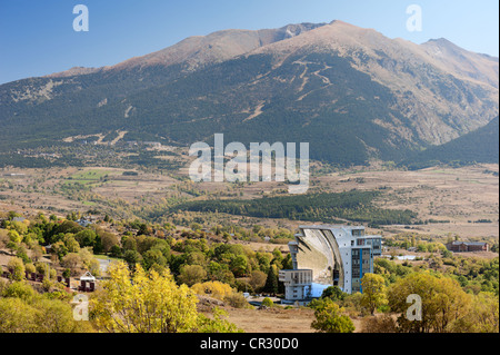 Solar-Ofen, le Grand vier Solaire d'Odeillo, 1000 kW Heizkraftwerk, Font-Romeu-Odeillo-Via, Pyrénées-Orientales Stockfoto