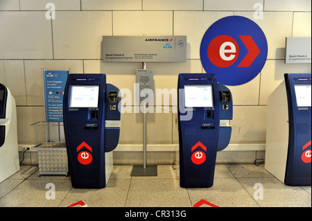 Quick-Check-in, Air France-KLM, Check-in Terminals, Flughafen Lissabon, Lissabon, Lissabon, Portugal, Europa Stockfoto