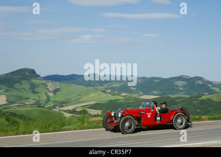 Aston Martin Le Mans, 1933, racing, Nr. 56, Manuel Elicabe und Mark Gessler, Oldtimer, Auto-Rallye Mille Miglia, 1000 Miglia Stockfoto