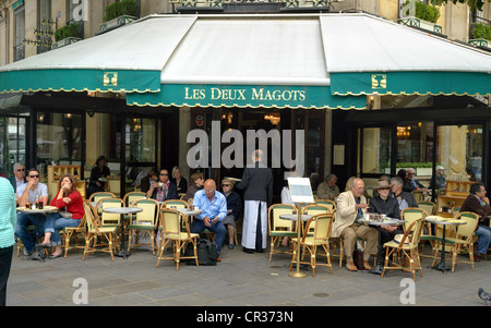Paris Cafe Szene Rive Gauche St.Germain Bereich Les Deux Magots Stockfoto