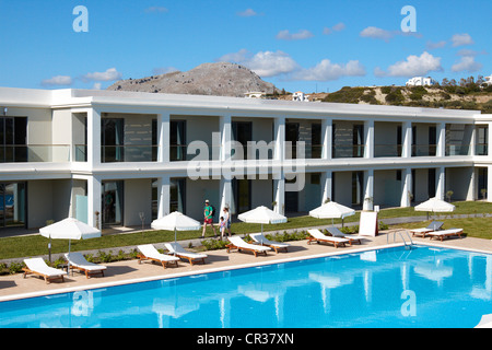 Gesamtansicht der Mark Warner Levante Beach Resort Hotel in Afandou Beach, Rhodos, Griechenland. Stockfoto