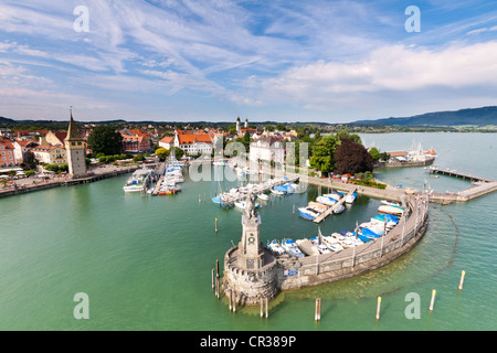 Einfahrt in den Hafen in Lindau am Bodensee, Bayern, Deutschland, Europa, PublicGround Stockfoto