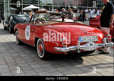 Mercedes-Benz 190SL, 1960-Modell, Oldtimer, Donau Classic 2011, Ingolstadt, Bayern, Deutschland, Europa Stockfoto