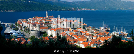 Kroatien, Dalmatien, dalmatinische Küste, Insel Korcula, Korcula Stadt, Panorama über die Altstadt Stockfoto