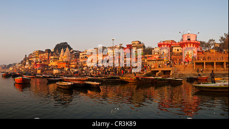 Staat Uttar Pradesh, Indien Varanasi (Benares), Fluss Ganga (Ganges) Stockfoto