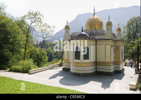 Maurische Kiosk am Schloss Linderhof Schloss in der Nähe von Oberammergau, Allgäu, Bayern, Deutschland, Europa Stockfoto