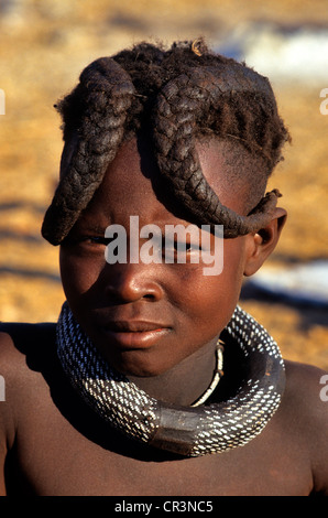 Namibia, Kunene-Region, Kaokoland, Porträt von Himba Kind Stockfoto