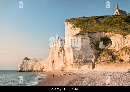 Klippe, Etretat, Frankreich, Europa Stockfoto