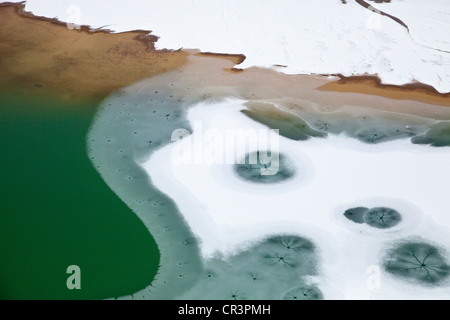 Frankreich, Eure, Sandgruben im Seine-Tal, Compagnie des Sablieres De La Seine, Lafarge, Gaillon Website, gefrorenes Wasser (Luftbild) Stockfoto