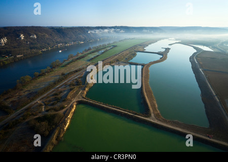 Frankreich, Eure, Sandgruben im Seine-Tal, Compagnie des Sablieres De La Seine, Lafarge, Standort Bernieres Sur Seine (Luftbild) Stockfoto