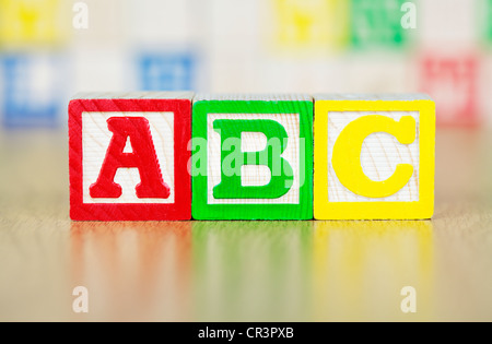 ABC Alphabet Bausteinen ausgeschrieben Stockfoto