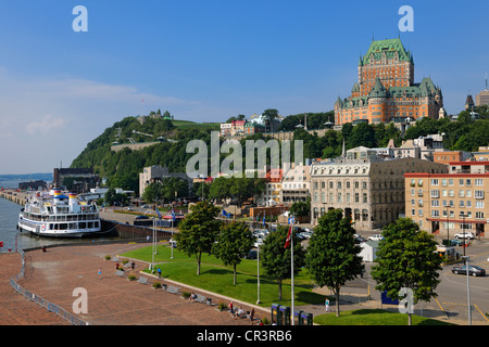 Kanada, Québec, Québec (Stadt), alte Stadt UNESCO-Welterbe, Frontenac Burg vom Hafen am St.-Lorenz-Strom Stockfoto