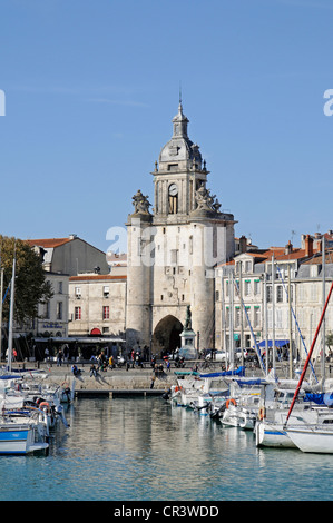 Boote, Porte De La Grosse Horloge, Stadttor, Hafen, promenade, La Rochelle, Charente-Maritime, Poitou-Charentes, Frankreich, Europa Stockfoto