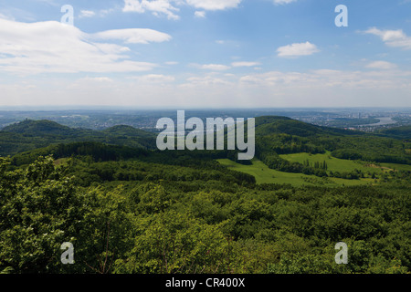 Panoramablick aus gröberen Oelberg Hügel, Siebengebirge oder Siebengebirge Hills, North Rhine-Westphalia, Germany, Europe Stockfoto