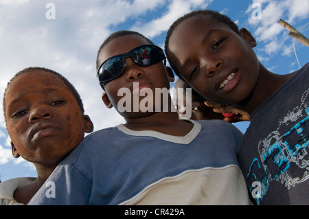 Xhosa jungen während der Sangoma oder Zauberer Festival, Wild Coast, Eastern Cape, Südafrika, Afrika Stockfoto