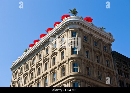 Kanada, Provinz Quebec, Montreal, Vieux Montreal (Old Montreal District), Vieux Port (Alter Hafen), Café-Terrasse des Hotels in Stockfoto