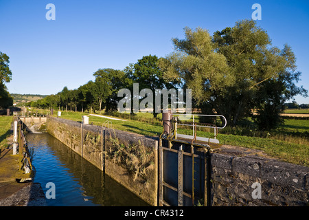 Frankreich, Cote d ' or, Pouilly En Auxois, Canal de Bourgogne (Burgund-Kanal) Stockfoto