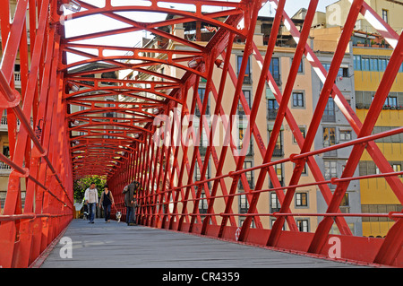 Fußgängerbrücke über das Riu Onyar Fluss, Girona, Katalonien, Spanien, Europa Stockfoto