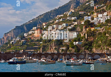 Italien: Amalfi Hafen an der Amalfiküste Stockfoto