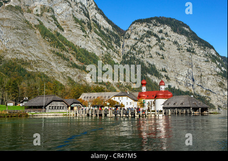 Kirche St. Bartholomae, See Königsee, Berchtesgadener Land, Oberbayern, Deutschland, Europa Stockfoto