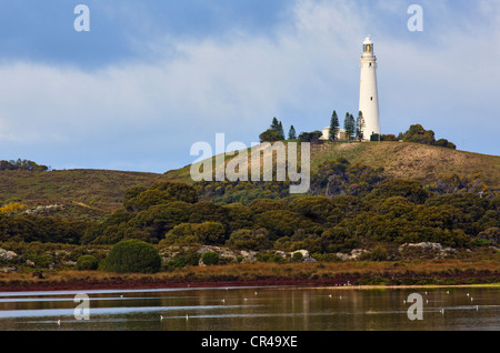 Wadjemup Leuchtturm und See Bagdad Salt Lake. Stockfoto