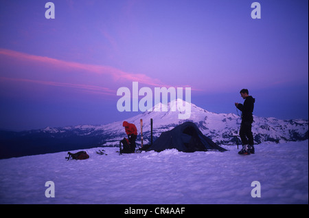 USA, Washington State, The Cascade Range Nationalpark Mount Baker, Biwak mit Blick auf Mount Baker, am Vortag der Stockfoto