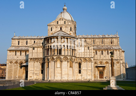 Italien, Toskana, Pisa, Campo dei Miracoli UNESCO-Weltkulturerbe, Dom Stockfoto