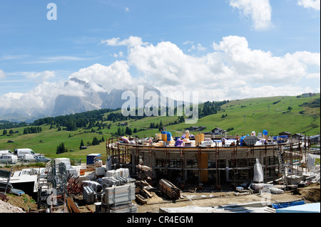 Seiser Alm alpine Weiden, Baustelle am Compatsch, Alto Adige, Italien, Europa Stockfoto