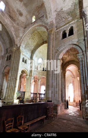 Kirche Saint-Pierre datiert 11. Jahrhundert, Beaulieu-Sur-Dordogne, Dordogne Tal, Correze, Limousin, Frankreich, Europa Stockfoto