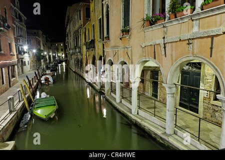 Kanal, Stadtviertel Cannaregio, Venedig, UNESCO-Weltkulturerbe, Venetien, Italien, Europa Stockfoto