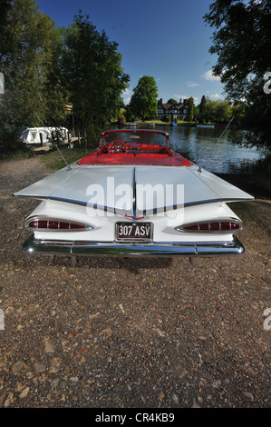 1959 Chevrolet Impala Cabrio in voller Größe amerikanisches Auto 50er Jahre 50er Jahre Top Auto öffnen Stockfoto