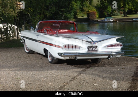 1959 Chevrolet Impala Cabrio in voller Größe amerikanisches Auto 50er Jahre 50er Jahre Top Auto öffnen Stockfoto