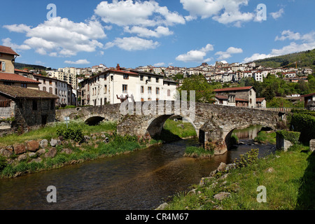 Moutier Brücke über Flusses Durolle, Thiers, Puy de Dome, Auvergne, Frankreich, Europa Stockfoto