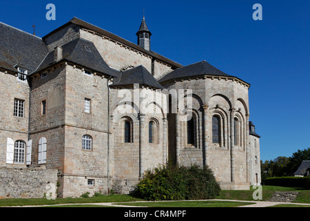 Kirche Saint André et Saint Léger, Parc Naturel Regional de Millevaches En Limousin, regionalen Naturpark Millevaches Stockfoto