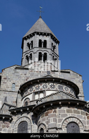 Saint-Nectaire, romanische Kirche des 12. Jahrhunderts, Parc Naturel Regional des Vulkane d ' Auvergne, Auvergne Vulkane regionaler Natur Stockfoto