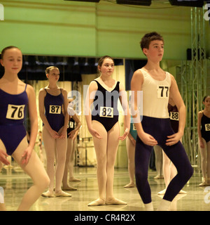 Auditions für English National Ballet in deren Hauptquartier in Chelsea London. Stockfoto