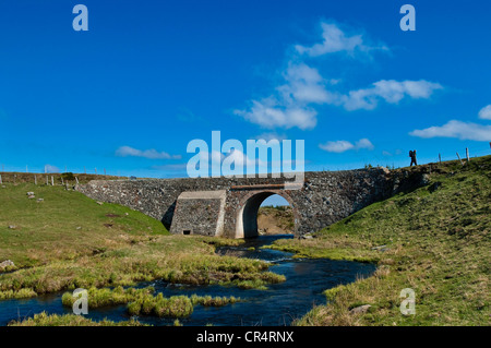 Frankreich, Lozere, Aubrac Region, in der Nähe von Nasbinals, Pilger auf el Camino de Santiago Stockfoto