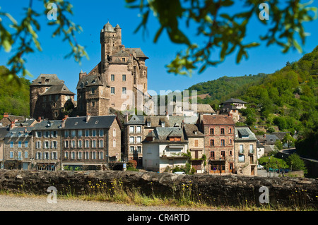 Frankreich, Aveyron, Estaing gekennzeichnet Les Plus Beaux Dörfer de France, ein Anschlag auf el Camino de Santiago, 15. Jahrhundert Chateau de Stockfoto