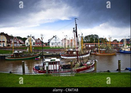 Hafen von Greetsiel, Ostfriesland, Niedersachsen, Deutschland, Europa Stockfoto
